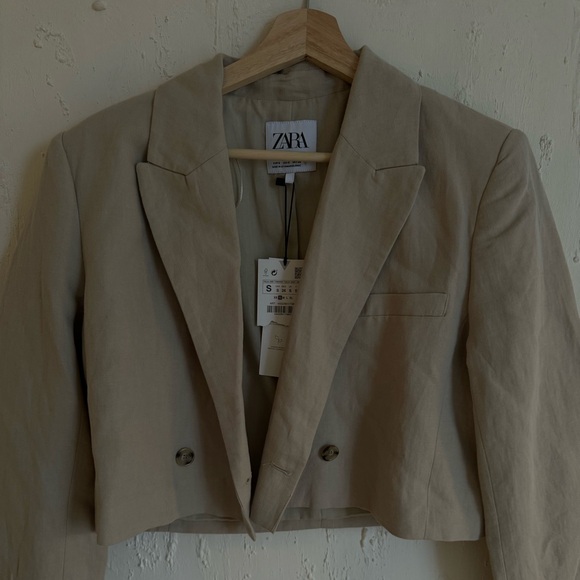 Zara Cropped Linen Blazer - Picture 1 of 3